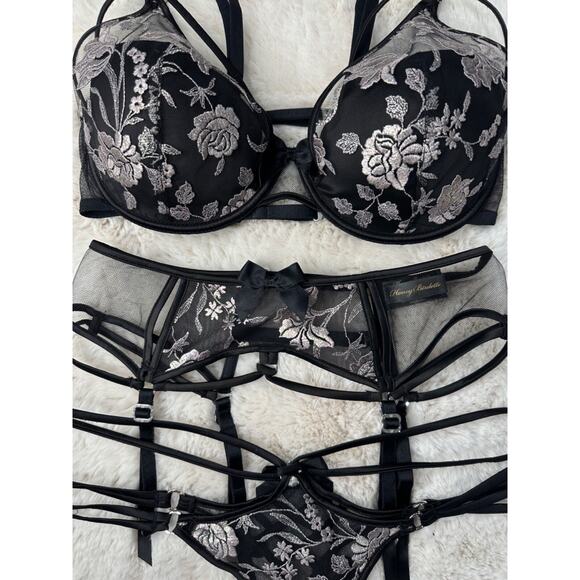 Honey Birdette STELLA🖤 Black Silver Floral 3 Piece Set 34DDD, S, S Thong - Picture 3 of 11